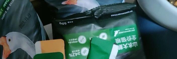 鹅肉猫粮对猫咪是否有益？如何喂食？