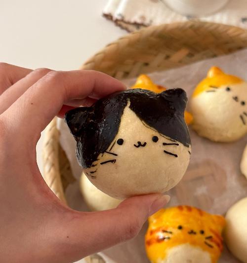 蛋黄猫粮的制作方法有哪些？怎样做出既美味又简单的猫粮？